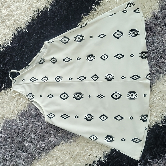 Zara halter neck mini dress - Picture 2 of 3